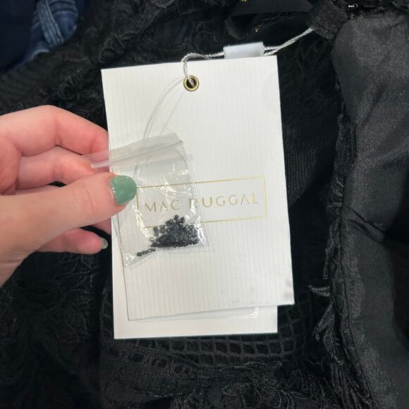 NWT Mac Duggal Womens Embroidered Sleeveless Plunge Neck Trumpet Gown Size 14 - Picture 9 of 11